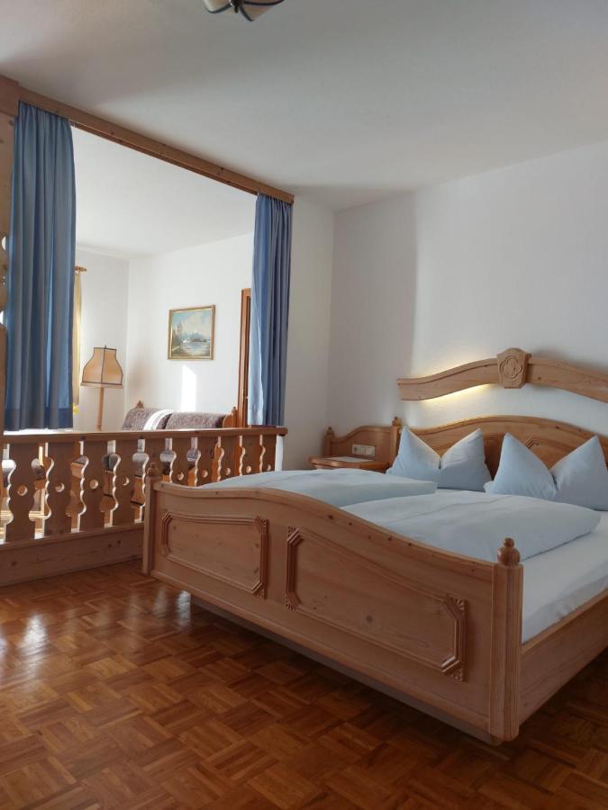 Hotel-Restaurant Kreuzhuber Neuburg am Inn Luaran gambar