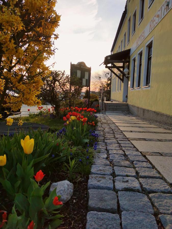 Hotel-Restaurant Kreuzhuber Neuburg am Inn Luaran gambar
